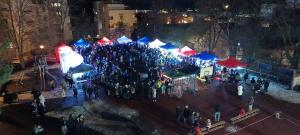 Vánoční jarmark na 4. základní škole přilákal stovky návštěvníků